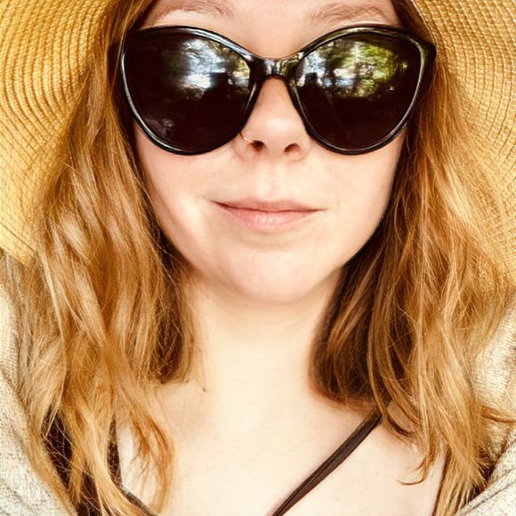 Meet your Posher, Sonja - Picture 1 of 1